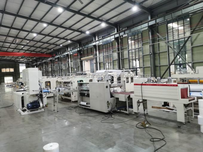 Machine à fabriquer des petits rouleaux de papier toilette par collage et stratification, machine à rembobiner l'essuie-tout de cuisine 12