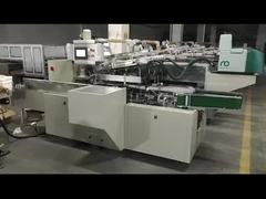 Machine automatique d'emballage de cartons pour tissus faciaux