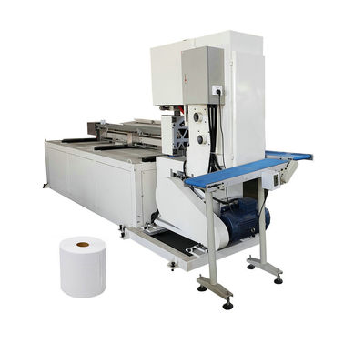 Machine de découpe de rouleaux de papier toilette industriel, scie à bande 15 kW 15-30 coupes/min entièrement automatique