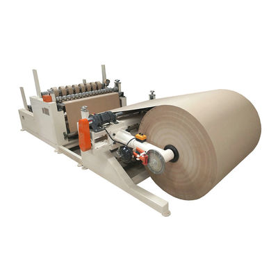 Machine à découper du papier kraft en rouleau Taille personnalisée 100-140 m/min jumbo rewinder à découpe de rouleau