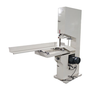 Manuel petit rouleau de papier toilette et de la bande de serviette de cuisine a vu machine de découpe pour démarrer